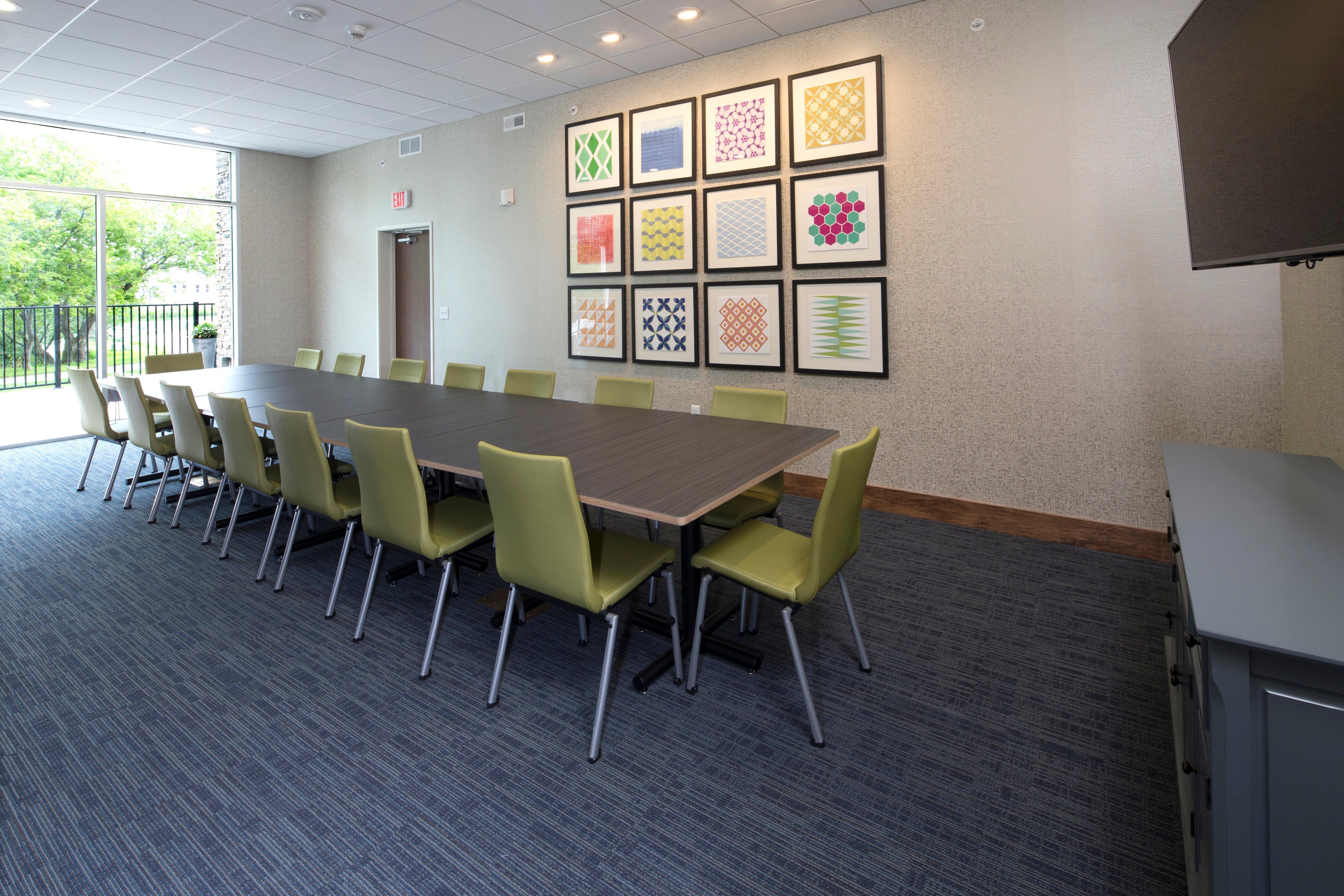 Holiday Inn Express & Suites Alpena - Downtown By Ihg Екстериор снимка