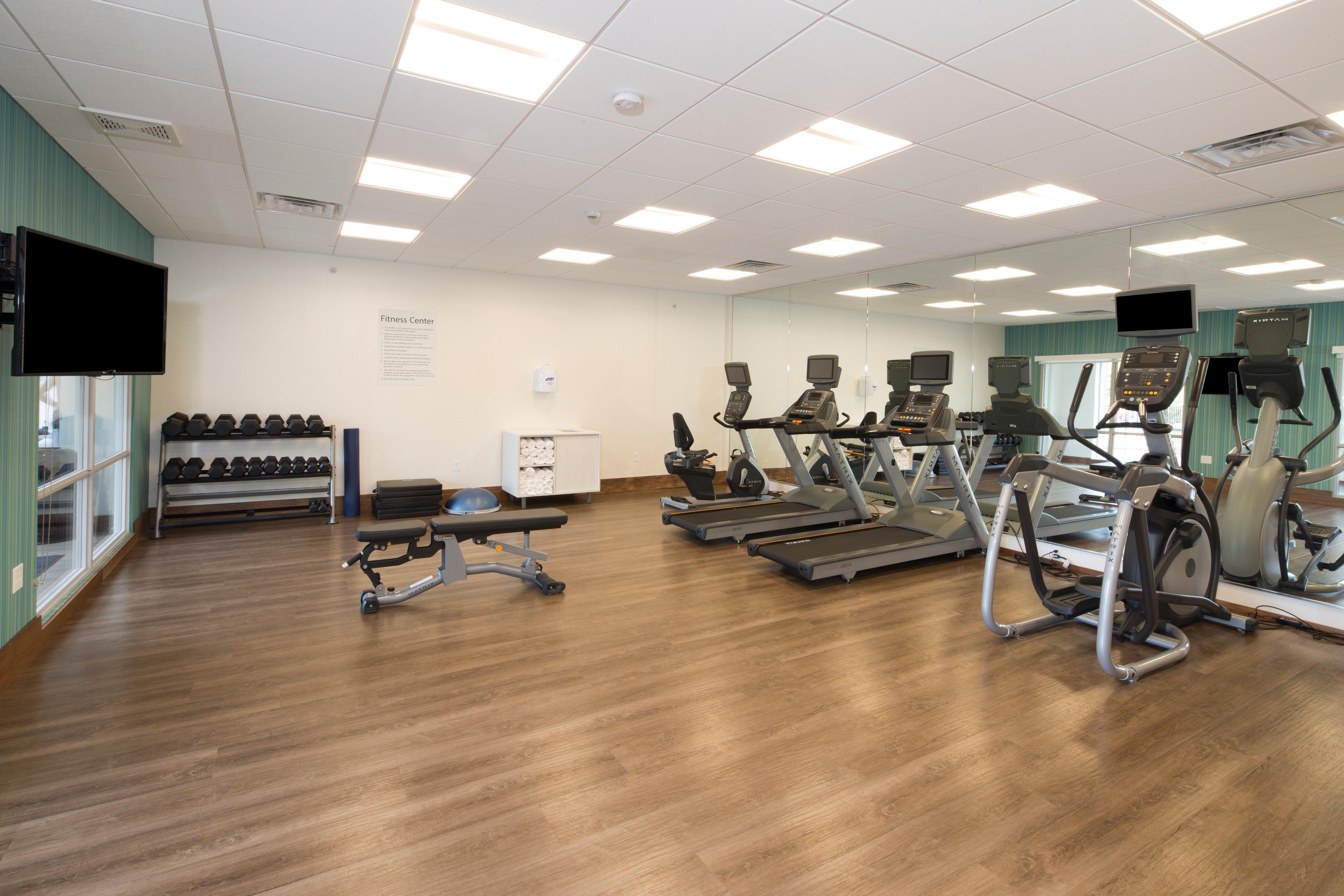 Holiday Inn Express & Suites Alpena - Downtown By Ihg Екстериор снимка